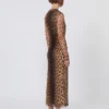 Abito aderente in jersey di tulle, sfumato beige Abito aderente in jersey di tulle, sfumato beige