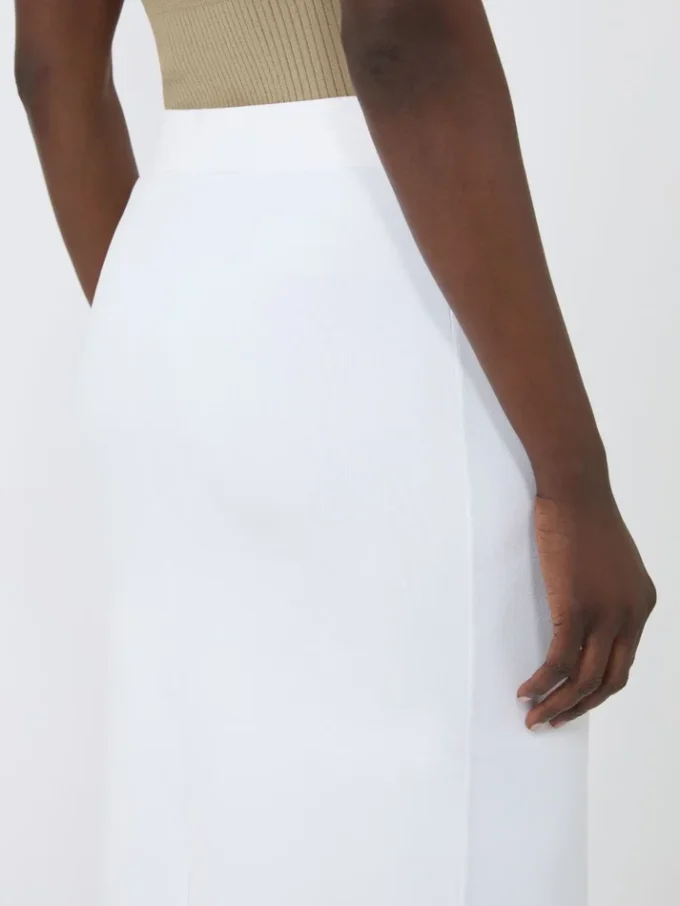Abito tubino in filato di viscosa elasticizzata, bianco ottico Abito tubino in filato di viscosa elasticizzata, bianco ottico