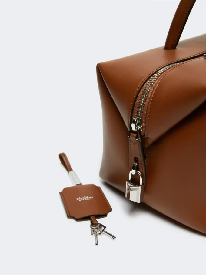 Borsa a bombetta media in pelle naturale, marrone ambra