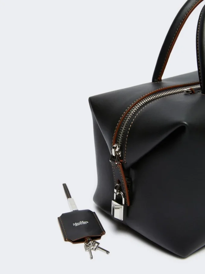 Borsa a bombetta media in pelle naturale, nera