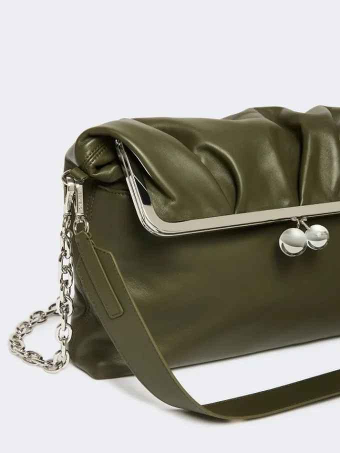Borsa a busta pasticcino in nappa lucida, verde scuro