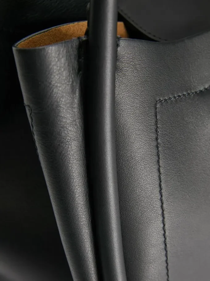Borsa a mano in pelle Marine, nera Borsa a mano in pelle Marine, nera