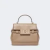 Borsa in pelle liscia, color fango Borsa in pelle liscia, color fango