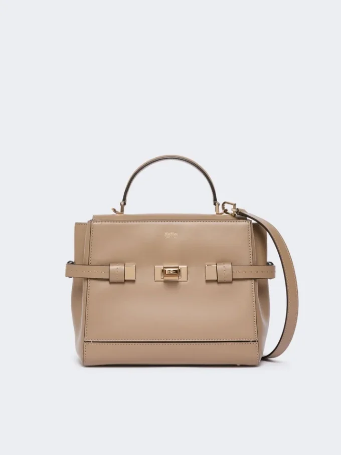 Borsa in pelle liscia, color fango Borsa in pelle liscia, color fango