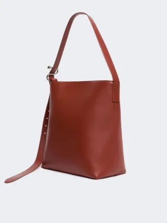 Borsa shopper in pelle con fibbia a S, color ruggine
