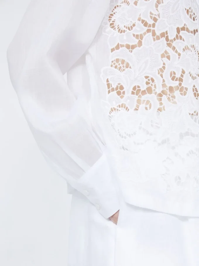 Camicia boxy in tela di ramiè ricamata, bianca