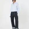 Camicia corta in popeline con pieghe asimmetriche, avio