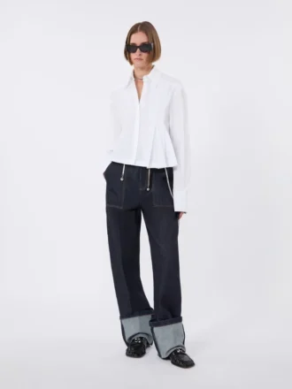 Camicia corta in popeline con pieghe asimmetriche, bianco ottico