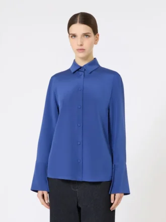 camicia in crpe de chine di seta blu fiordaliso 2 330x440 - Camicia in cr&ecirc;pe de chine di seta, blu fiordaliso