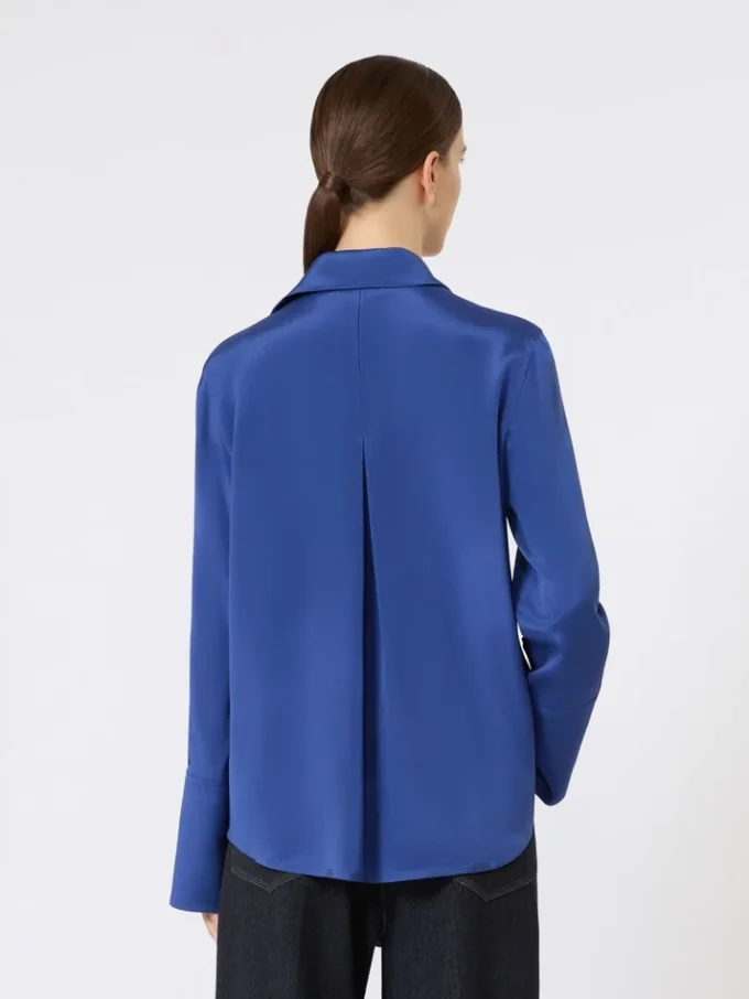 Camicia in crêpe de chine di seta, blu fiordaliso Camicia in crêpe de chine di seta, blu fiordaliso