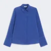 Camicia in crêpe de chine di seta, blu fiordaliso Camicia in crêpe de chine di seta, blu fiordaliso