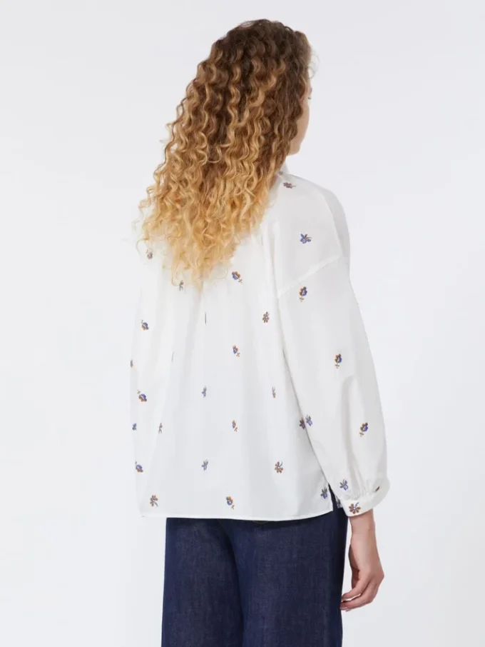 Camicia in popeline con ricami, bianca Camicia in popeline con ricami, bianca
