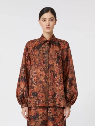 Camicia in seta stampata dal taglio morbido, color terracotta