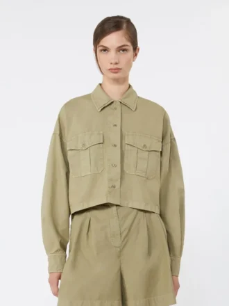 Camicia squadrata in cotone panama, verde oliva Camicia squadrata in cotone panama, verde oliva