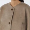 Cappa in cashmere con dettaglio sciarpa, marrone bronzo fulvo Cappa in cashmere con dettaglio sciarpa, marrone bronzo fulvo