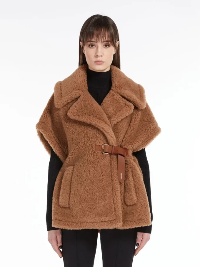 Cappa in tessuto Teddy, color cammello Cappa in tessuto Teddy, color cammello