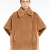 Cappa in tessuto Teddy, color cammello Cappa in tessuto Teddy, color cammello