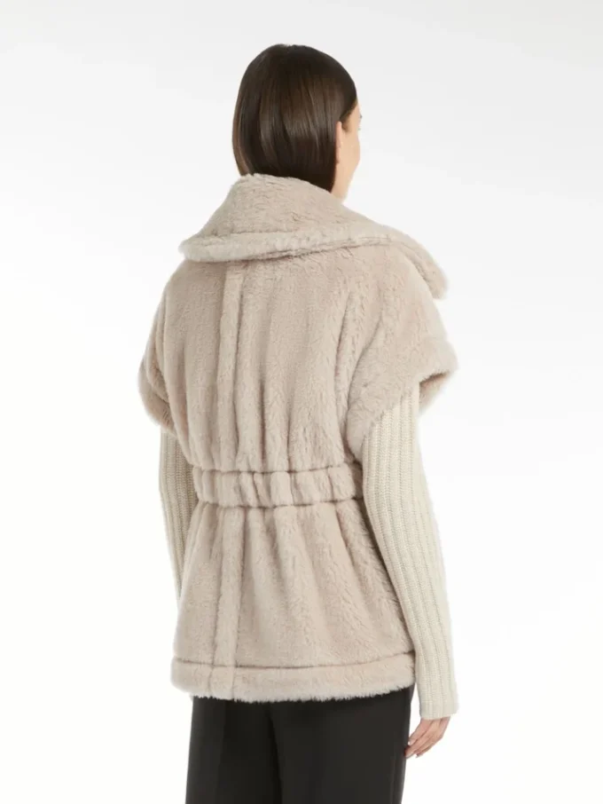 Cappa in tessuto teddy di alpaca e lana, beige Cappa in tessuto teddy di alpaca e lana, beige