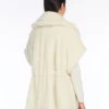 Cappa in tessuto teddy di alpaca e lana, bianco ottico Cappa in tessuto teddy di alpaca e lana, bianco ottico