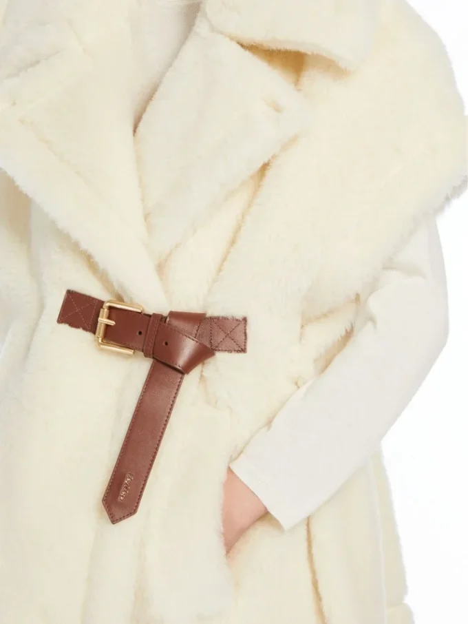 Cappa in tessuto teddy di alpaca e lana, bianco ottico Cappa in tessuto teddy di alpaca e lana, bianco ottico