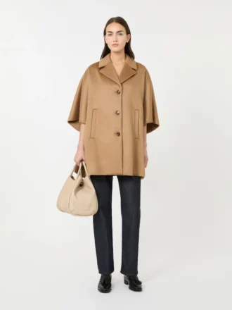 Cappa oversize in panno di cashmere, color cammello