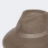 Cappello in feltro di lana, beige