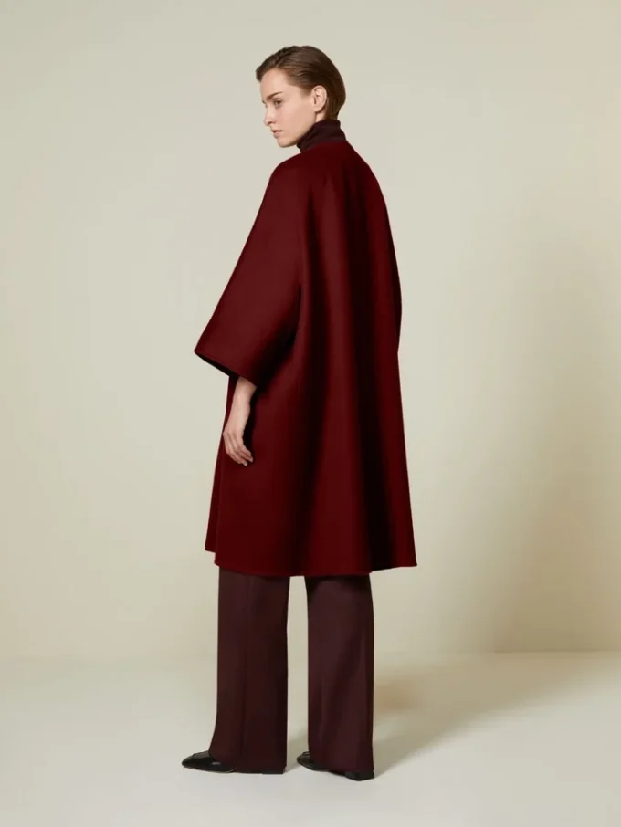 Cappotto a mantella in doppio cashmere, rosso scuro