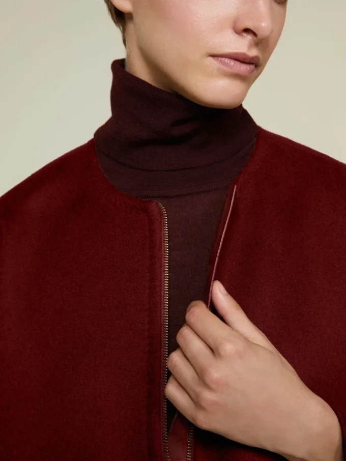 Cappotto a mantella in doppio cashmere, rosso scuro