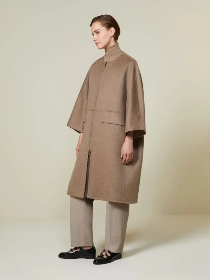 Cappotto a mantella in doppio cashmere, tortora