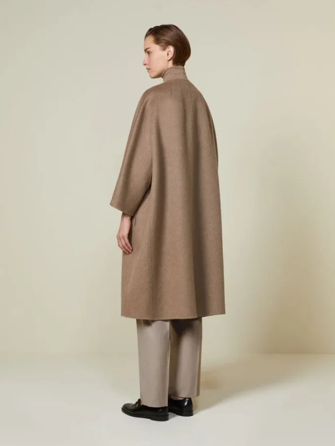 Cappotto a mantella in doppio cashmere, tortora