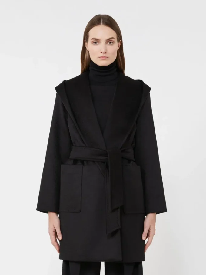 Cappotto-accappatoio color cammello, nero Cappotto-accappatoio color cammello, nero