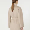 Cappotto avvolgente color cammello, sabbia Cappotto avvolgente color cammello, sabbia