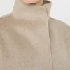 Cappotto avvolgente color cammello, sabbia Cappotto avvolgente color cammello, sabbia