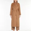 Cappotto avvolgente in lana drappeggiata, color cammello