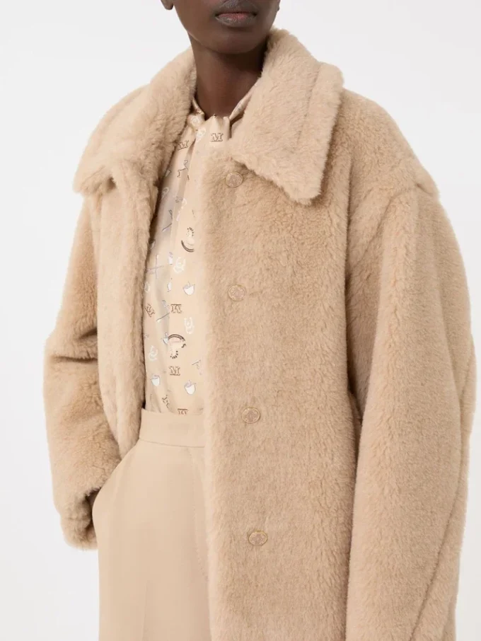 Cappotto corto in alpaca e lana, albino Cappotto corto in alpaca e lana, albino