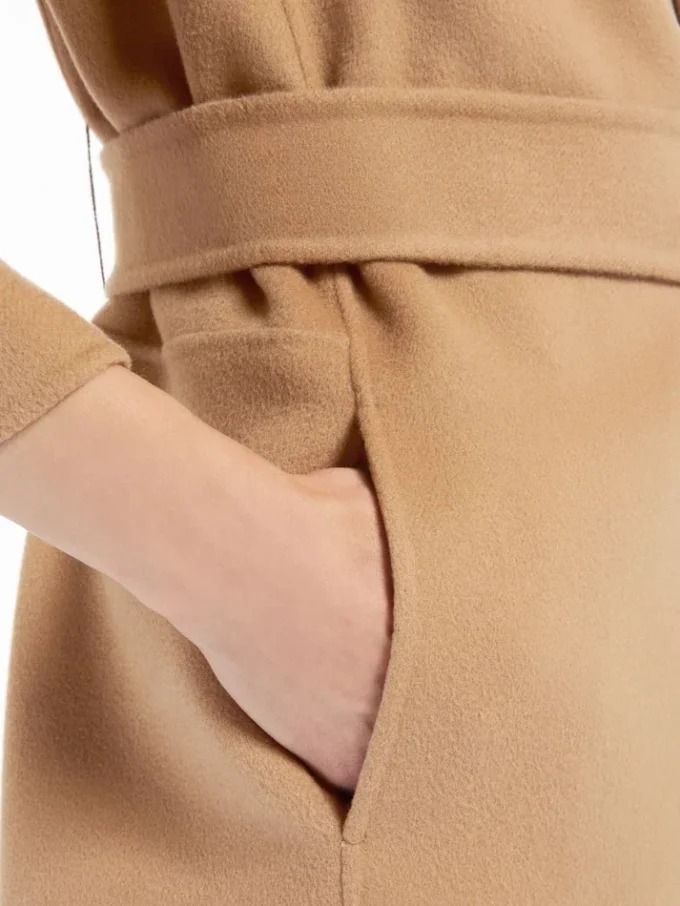Cappotto corto in lana Double Face, color cammello Cappotto corto in lana Double Face, color cammello