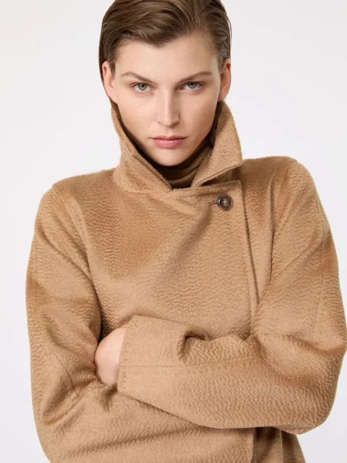Cappotto iconico Manuela, color cammello