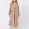 Top femminile in raso, color nude
