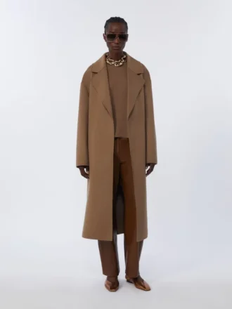 Cappotto lungo in lana a trama larga, color cammello