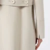 Cappotto lungo in lana con dettaglio di mezza cintura, sabbia Cappotto lungo in lana con dettaglio di mezza cintura, sabbia