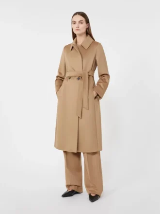 Cappotto-vestaglia in lana, color cammello