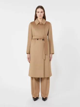 Cappotto-vestaglia in lana, color cammello