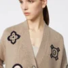 Cardigan lungo in lana e cashmere, color sabbia Cardigan lungo in lana e cashmere, color sabbia