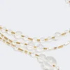 Collana a più fili in metallo e vetro, bianco ottico