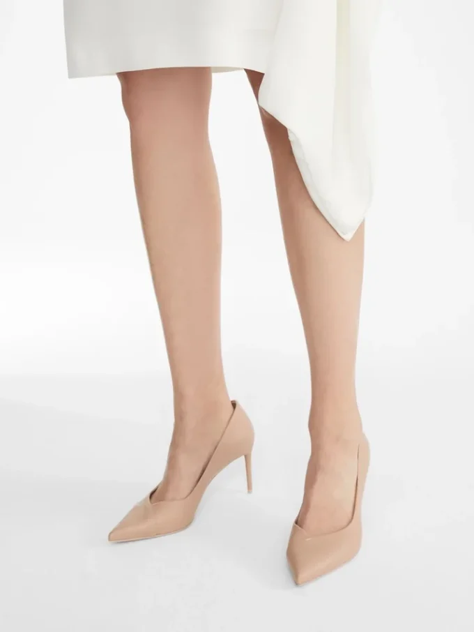 Décolleté in pelle nappa, color cipria