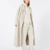 Cappotto lungo in lana con dettaglio di mezza cintura, sabbia Cappotto lungo in lana con dettaglio di mezza cintura, sabbia