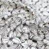 Foulard in seta stampato, bianco ottico Foulard in seta stampato, bianco ottico