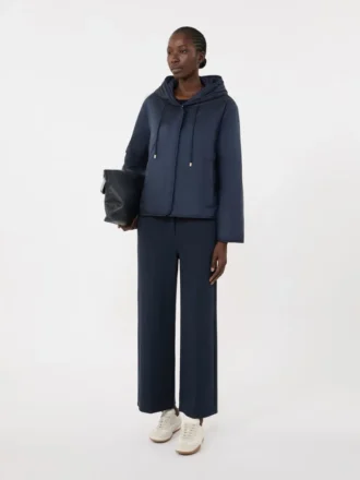 Giacca imbottita con cappuccio in tela idrorepellente, blu navy
