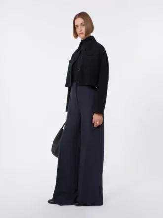 Giacca in lana e cashmere dalla linea squadrata, blu oltremare