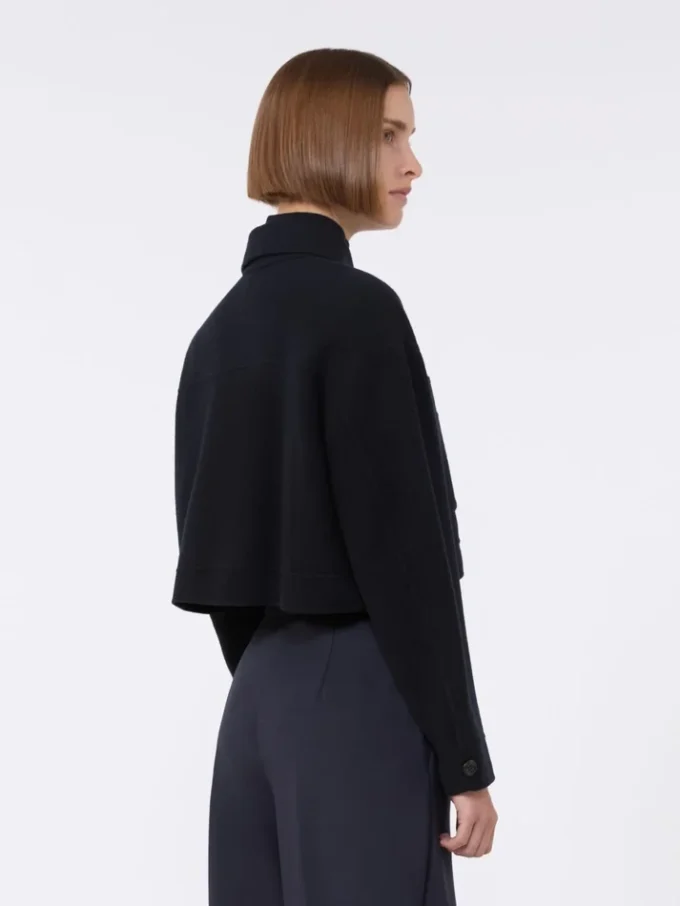 Giacca in lana e cashmere dalla linea squadrata, blu oltremare Giacca in lana e cashmere dalla linea squadrata, blu oltremare